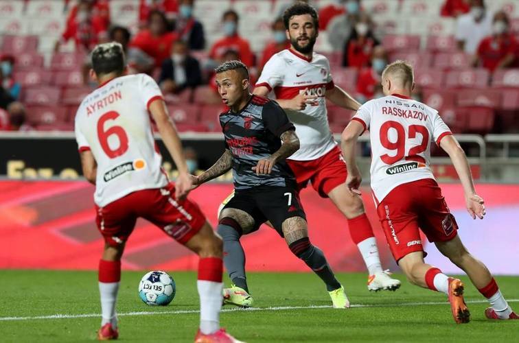 今晨法甲焦点战,本菲卡豪取连胜,震撼外界,医务组通报恢复(双甲战陀歌曲) 今晨法甲焦点战,本菲卡豪取连胜,震撼外界,医务组通报恢复(双甲战陀歌曲)