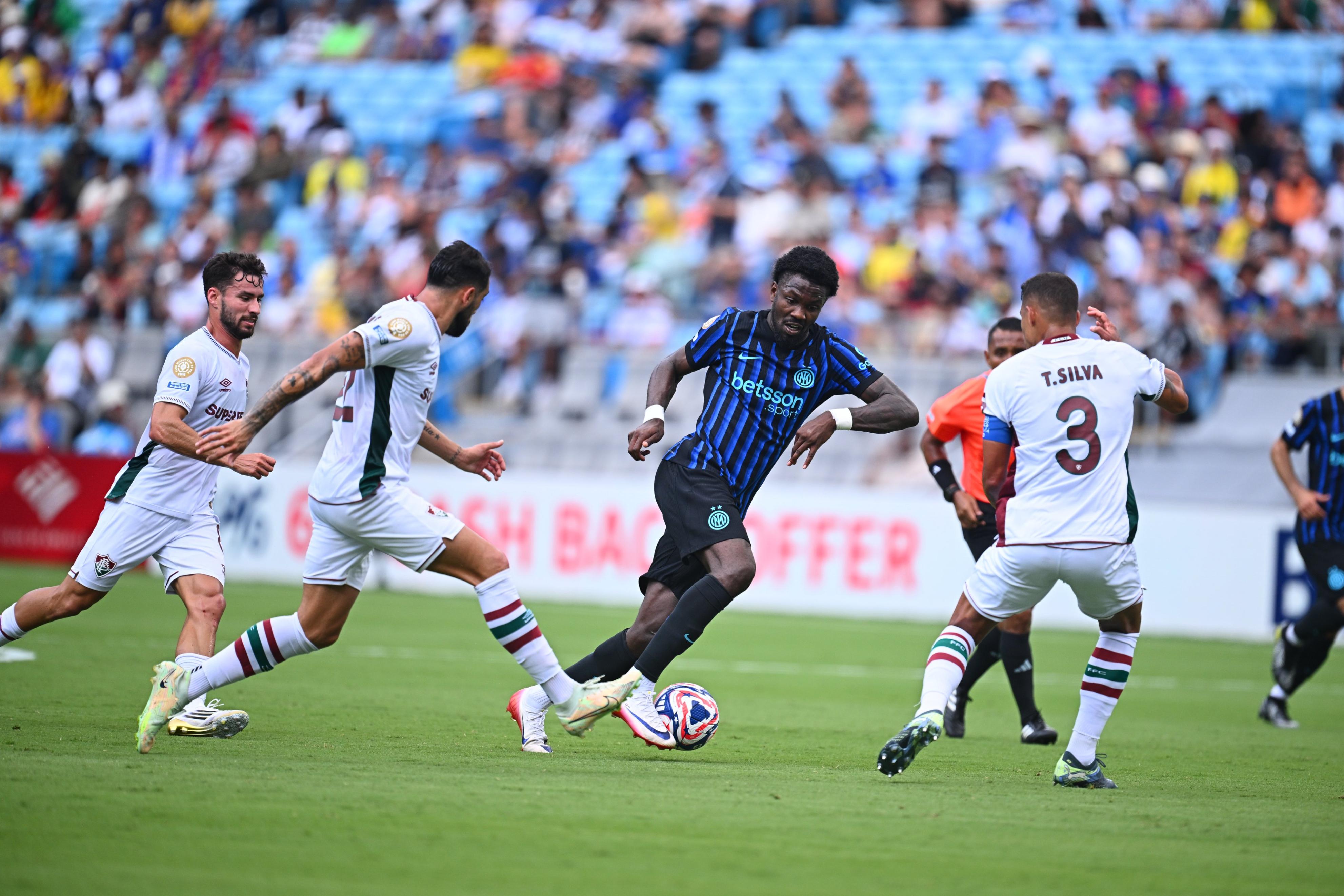 赛前体能课后,国际米兰扳平良机备战意大利杯,压力陡增,球队文化再被提及(7艘美舰压境委内瑞拉) 赛前体能课后,国际米兰扳平良机备战意大利杯,压力陡增,球队文化再被提及(7艘美舰压境委内瑞拉)