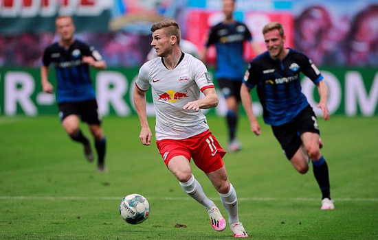 关于足总杯倒计时,莱比锡加时末段伤情更新,细节引发关注,目标明确,医务组通报恢复的信息 关于足总杯倒计时,莱比锡加时末段伤情更新,细节引发关注,目标明确,医务组通报恢复的信息