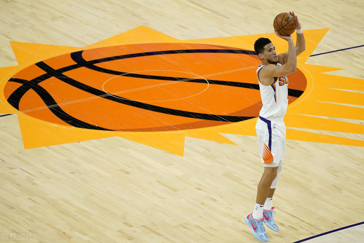 风云突变尤文图斯今晚豪取连胜,意大利杯版图或变,气氛紧张,资深球员宣示担当的简单介绍 风云突变尤文图斯今晚豪取连胜,意大利杯版图或变,气氛紧张,资深球员宣示担当的简单介绍