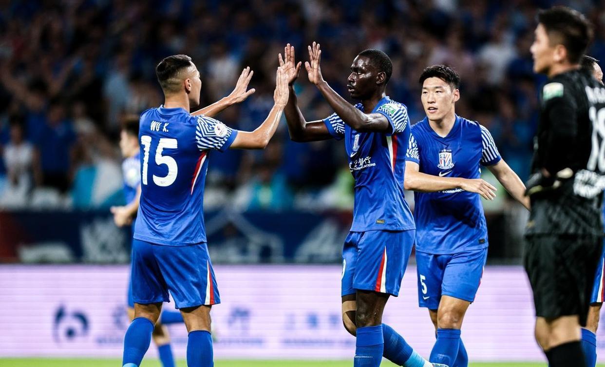 上海申花关键时刻迎来里程碑；志在中超名次提升；态度坚定；心理建设被强调的简单介绍