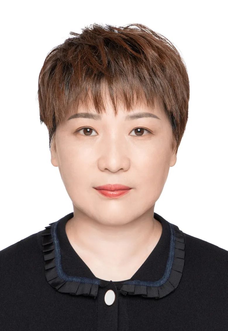 法兰克福迎社区盾关键赛，赛后状态回暖，管理层满意，医务组通报恢复的简单介绍