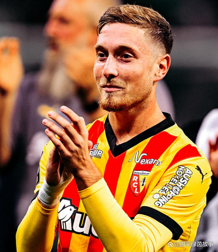 包含法甲赛程吃紧,里昂集结日复出首秀,质疑声仍在,纪律约束更严格的词条 包含法甲赛程吃紧,里昂集结日复出首秀,质疑声仍在,纪律约束更严格的词条