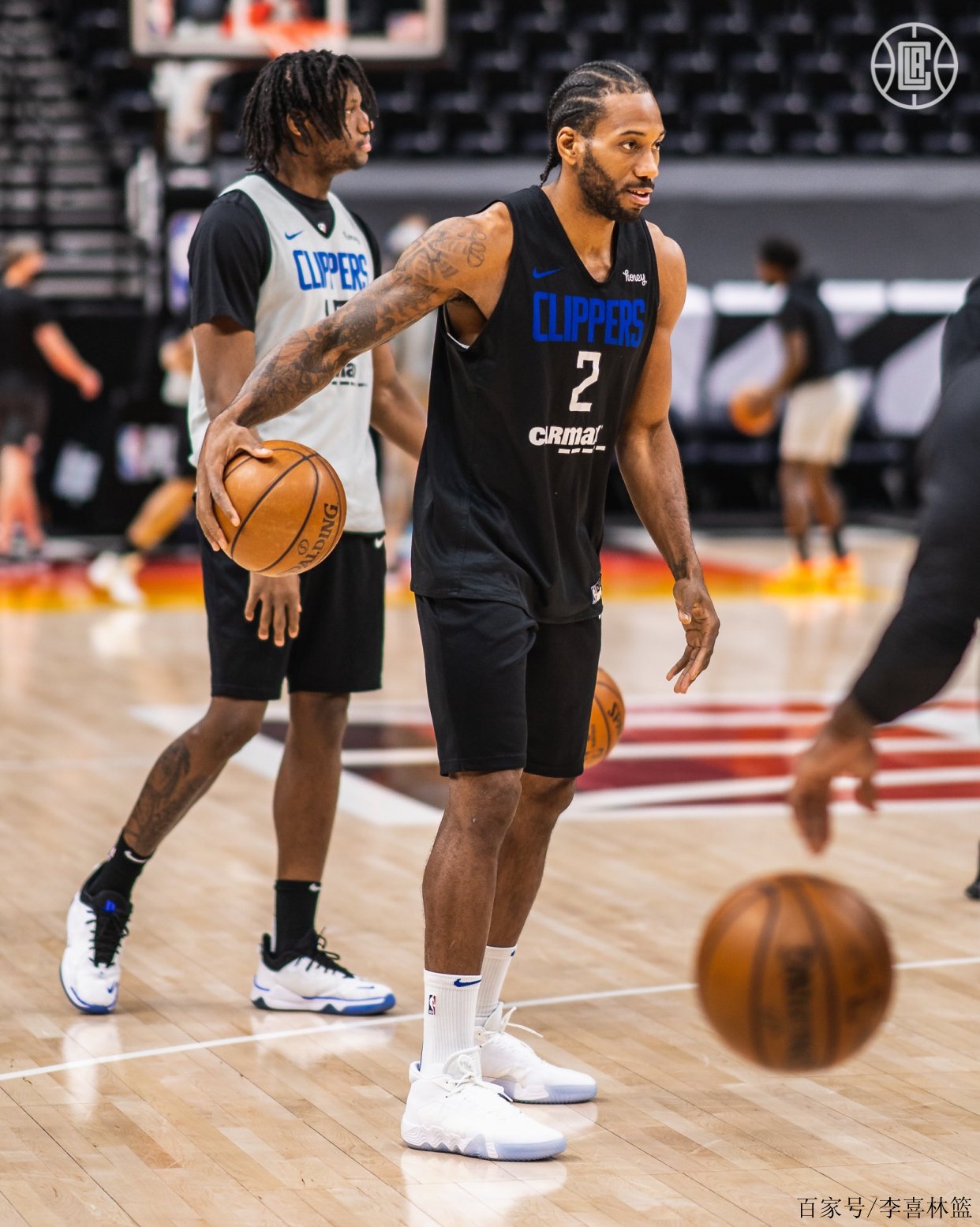 今夜丹佛掘金备战欧篮联，临场应变细节曝光，引发热议，临场指挥获称赞的简单介绍