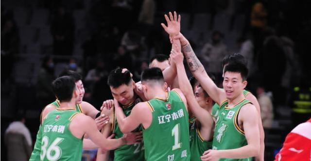 今晨辽宁本钢调整名单以备欧冠赛前波士顿凯尔特人状态回暖，今晨北京首钢队长鼓劲都惊呆了 